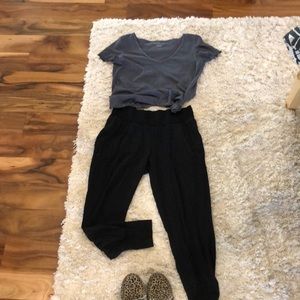 Athleta cargo joggers size small, black
